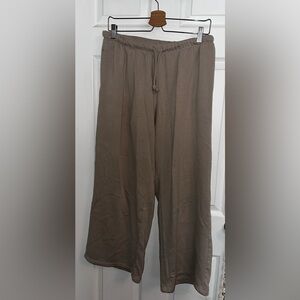 H&M Women’s Beige Wide Leg Sweatpants